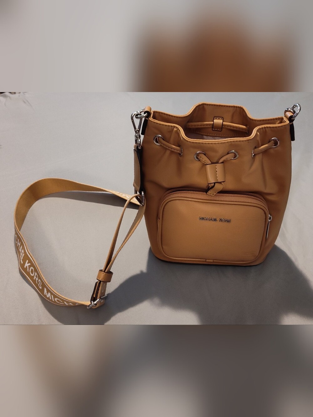 NWOT! Vintage Michael Kors Tan Drawstring Bucket Bag
